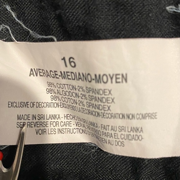 Gloria Vanderbilt Women’s plus size 16 high rise straight leg black denim jeans - Picture 7 of 7